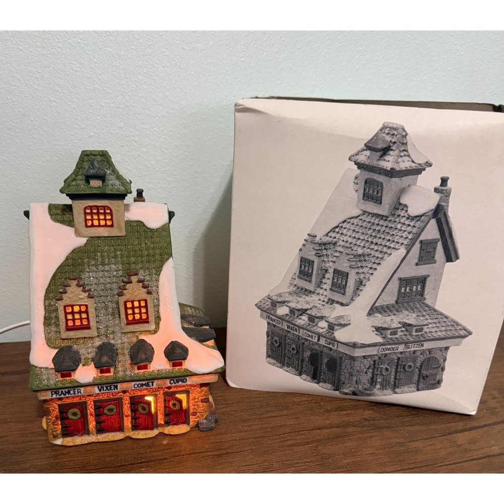 Dept 56 North Pole Series Reindeer Barn #5601 Retired Village w/Box, Christmas